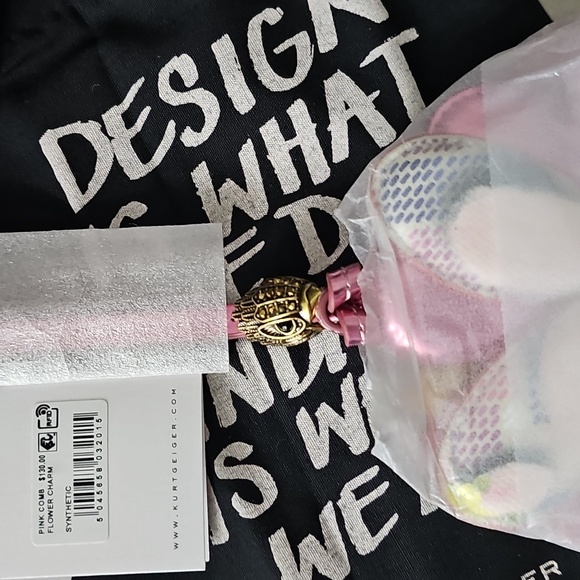 Kurt Geiger Flower Charm - Picture 4 of 8